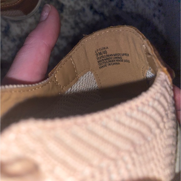 Like New: Lucky Brand Luika Woven Sneaker - Picture 6 of 6